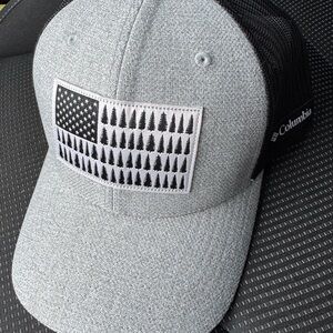 New Columbia Mesh Tree Flag‎ Ball Cap Gray Black Snapback